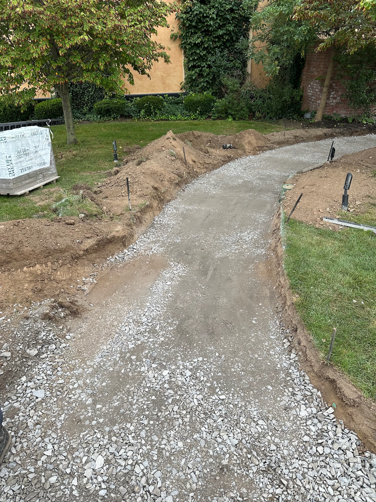 2023 walkway update before photo